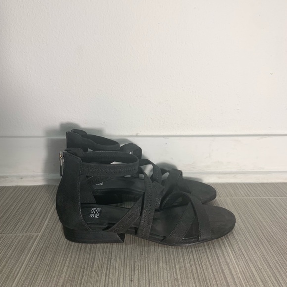 NWOT Eileen Fisher Black Strappy Sandals - Picture 4 of 5
